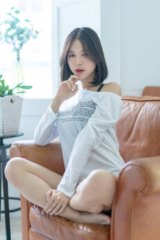 憋尿小说